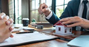 Property buyers agent :